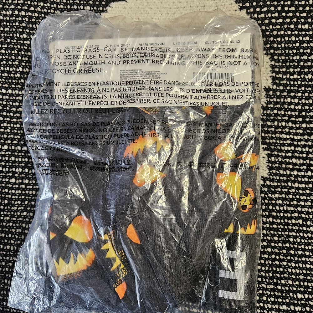 American Eagle Halloween Boxers NWT - original packaging - Picture 2 of 2